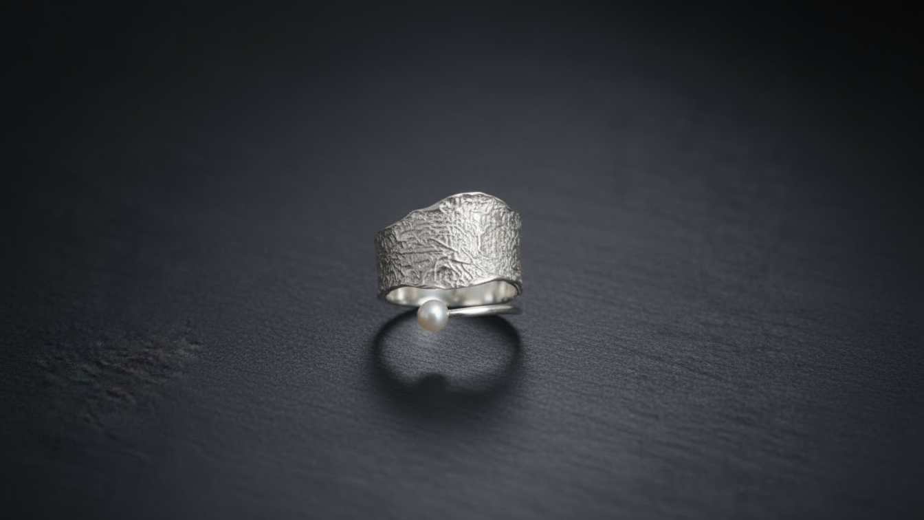 Silver Pearl Wave Ring – Premium Stainless Steel