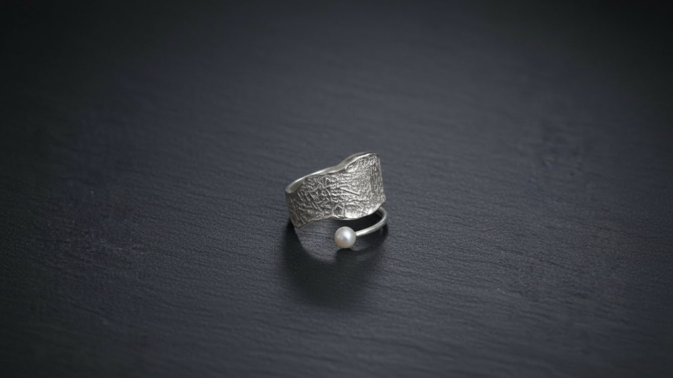 Silver Pearl Wave Ring – Premium Stainless Steel