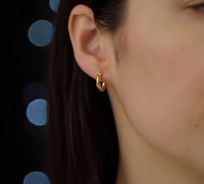 Elegant Chain - Link Hoop Earrings